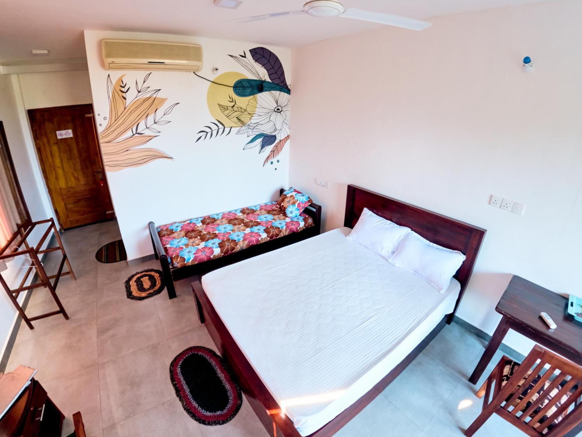 Baden Beach Hotel كالكوداه المظهر الخارجي الصورة