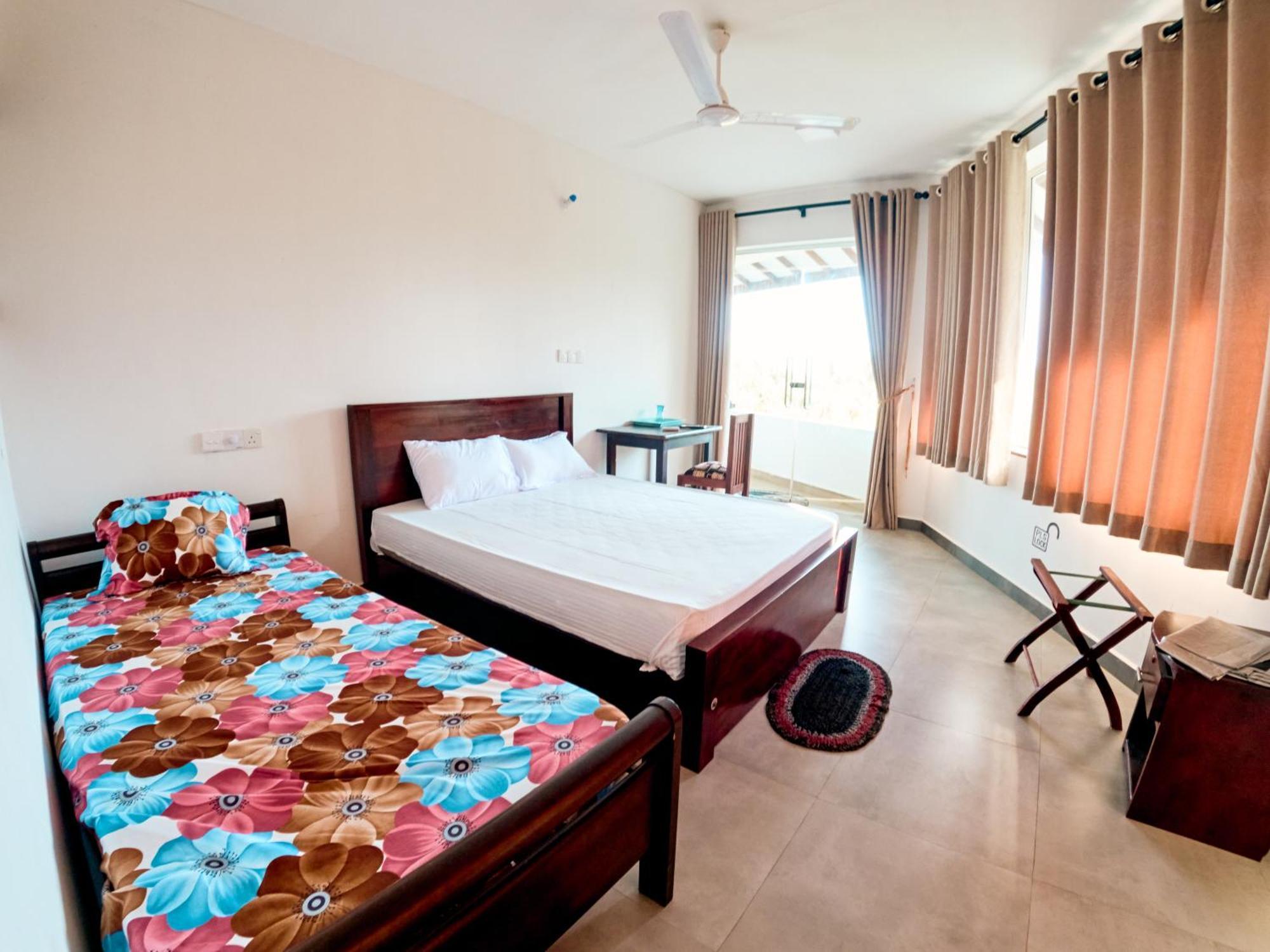 Baden Beach Hotel كالكوداه المظهر الخارجي الصورة