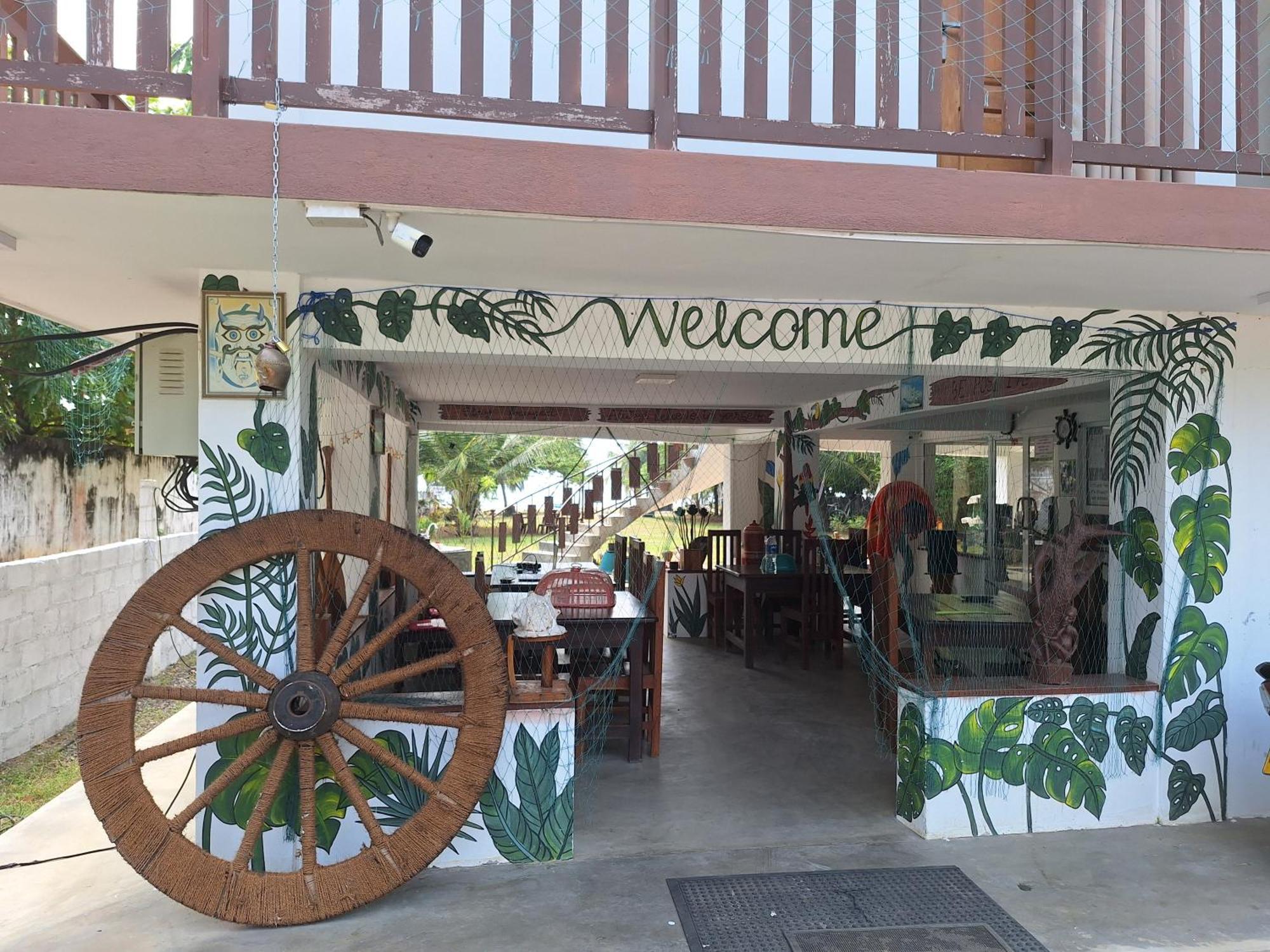 Baden Beach Hotel كالكوداه المظهر الخارجي الصورة